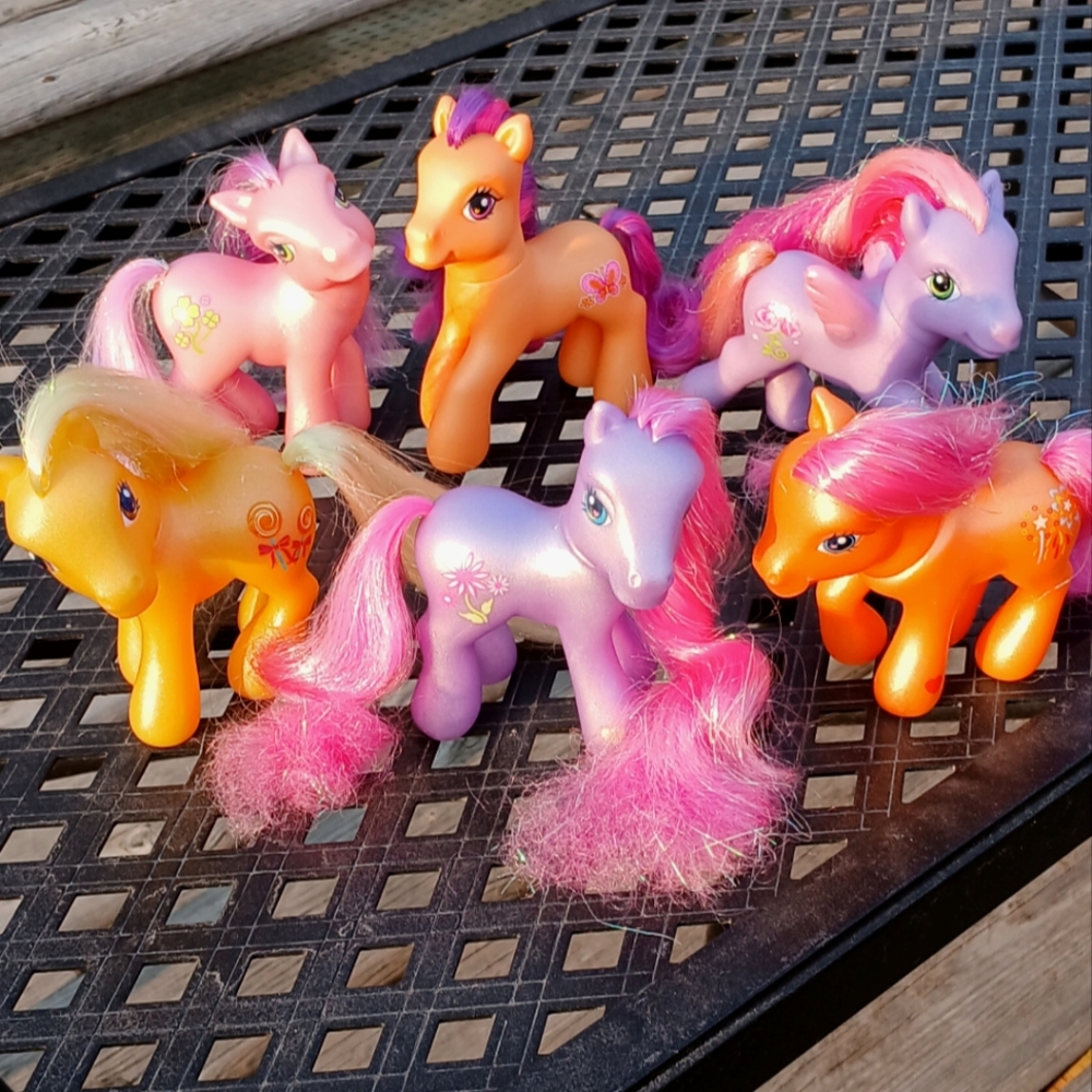 Lot of 6 G3 MLP Pegasus Super Long Hair Royal Rose Petal Blossom w/ Hoof Magnets